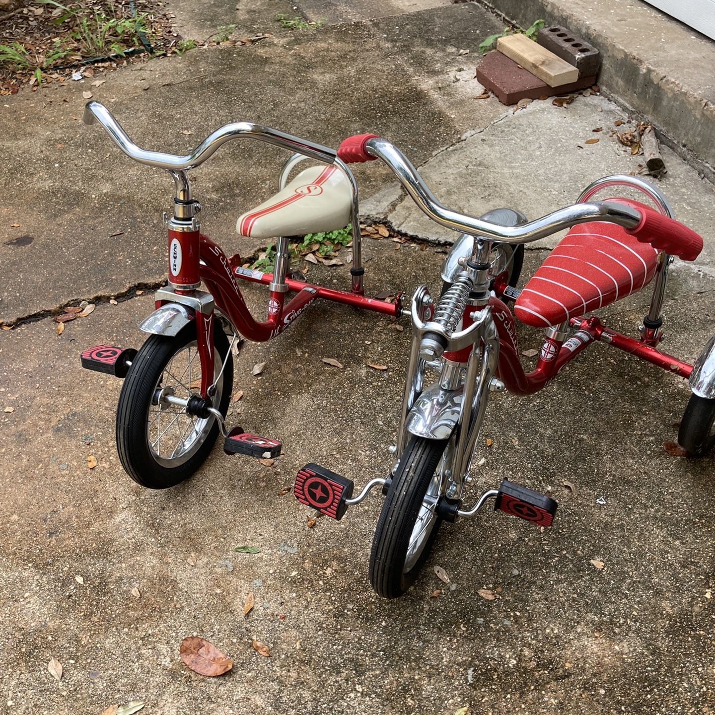 Schwinn discount stingray tricycle