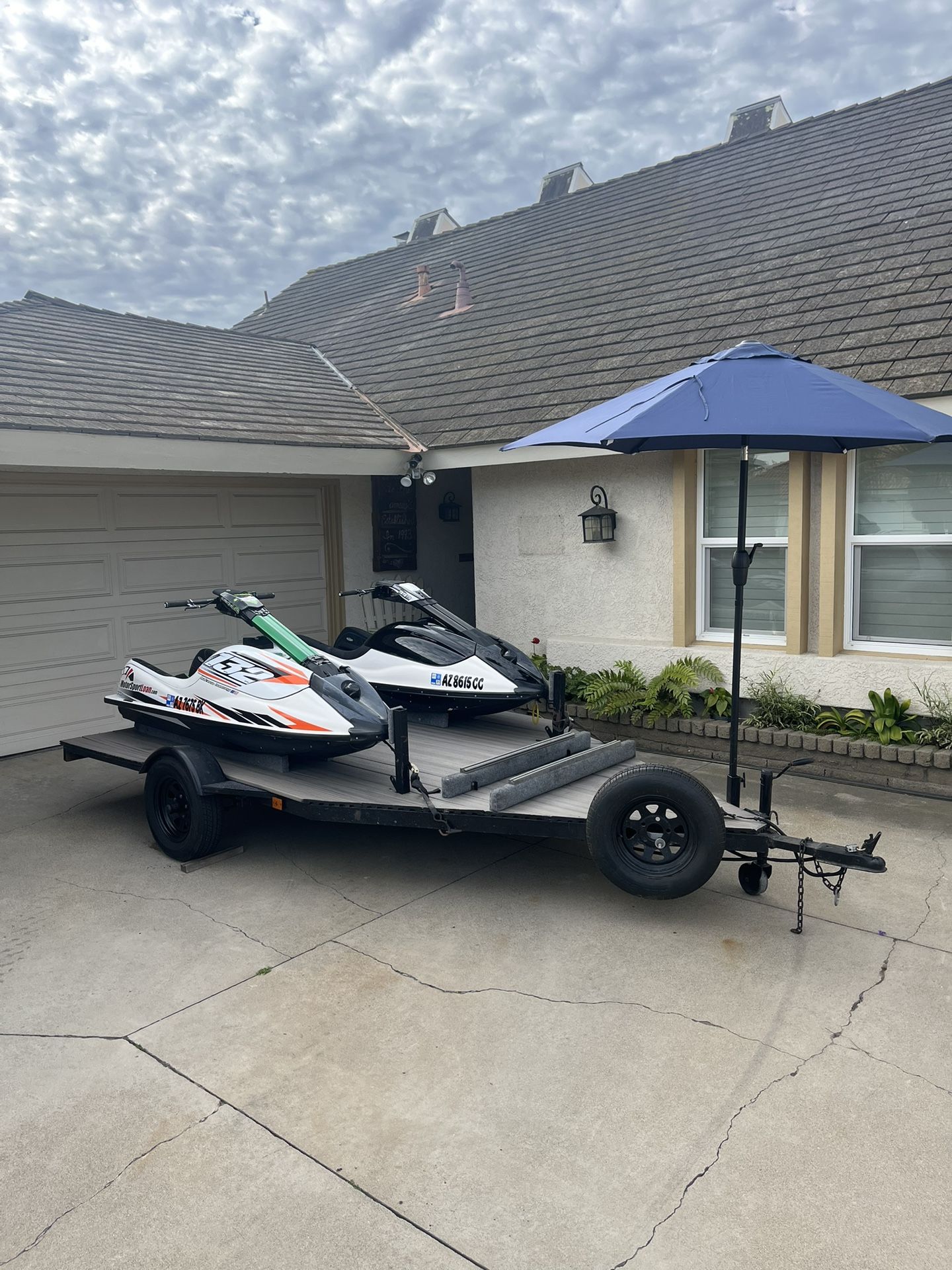 SXR 800+ Trailer