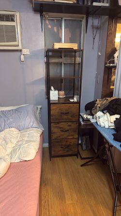 Storage shelf