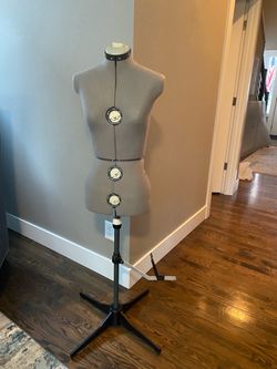 Singer adjustable dress form small/medium