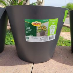 Vigoro 11.8 in. x 11.8 in. D x 9.4 in. H Davina Medium Nero Gray Resin Pot