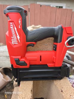 Milwaukee Fuel Cordless Brad Nailer TOOL-ONLY