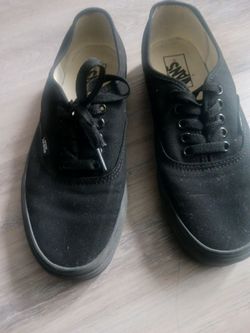 Vans size 7. ,,,8.5 in womens