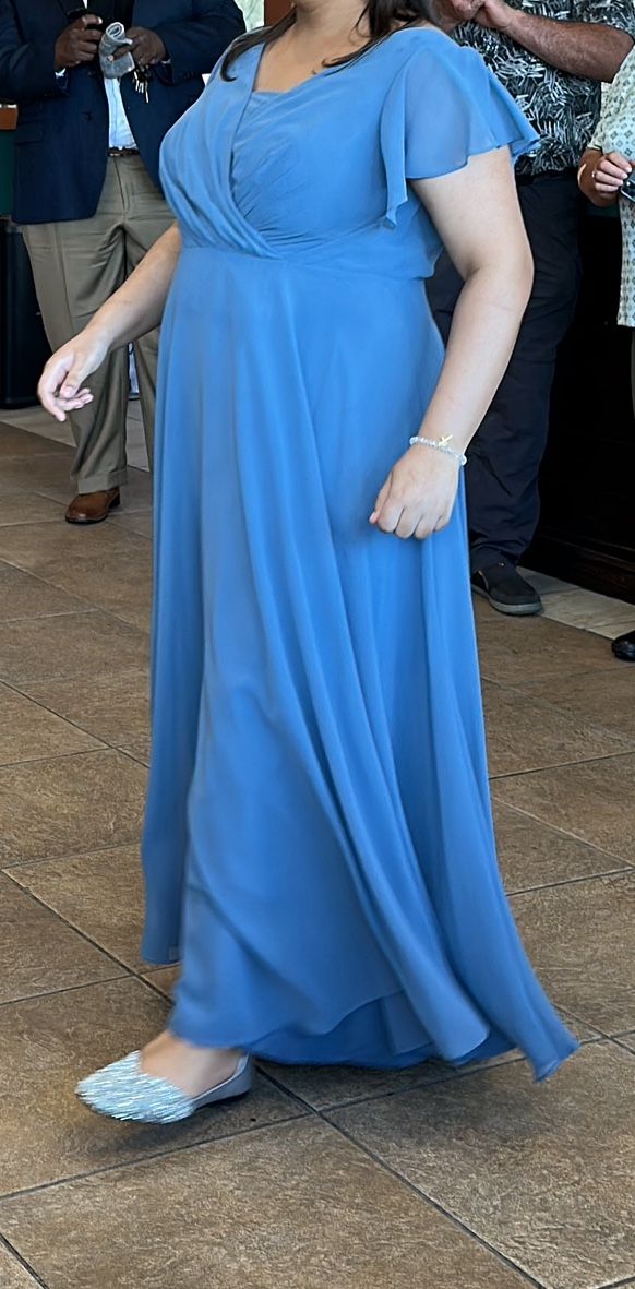 David’s Bridal Dress Size 16