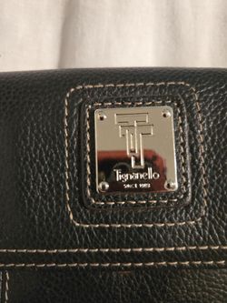 New Tignanello wallet never used lots of compartments