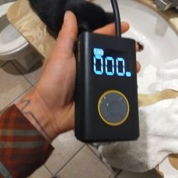 Fanttik Tire Inflator