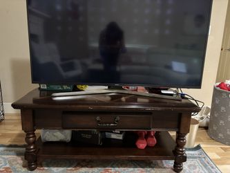 Tv with coffee table
