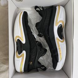 Air Jordan (36) XXXVI Low Back/Metalic Gold Sz 12 Mens