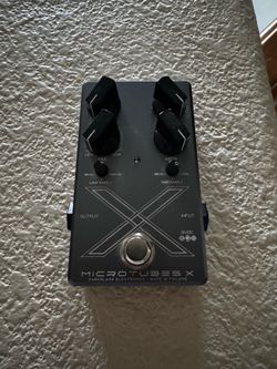 Darkglass Microtubes X pedal