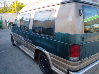 1996 Ford E-150