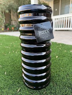 Black vase