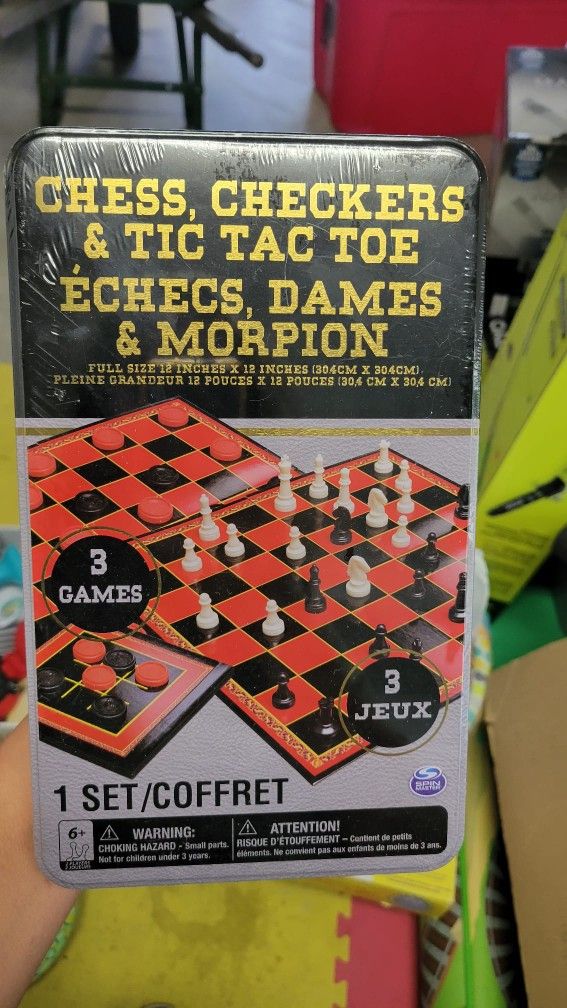 Chess Checkers & Tic Tac Toe 3 in 1