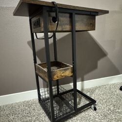  C Shaped End Table with Charging Station 