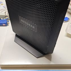 NETGEAR AC1900 Wifi Cable Modem Router