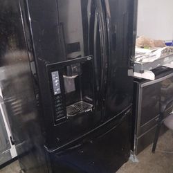 Black LG Refrigerator 36"