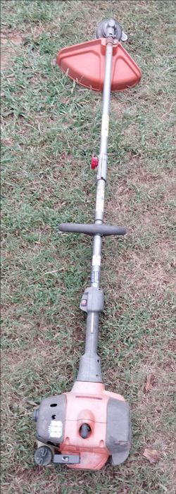 Husqvarna 128LD 2 Cycle Straight Shaft Weedeater Located In Southmont North Carolina