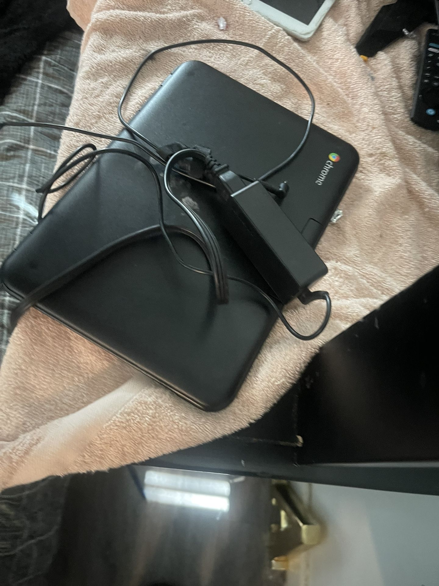 Lenovo Window 8 Chromebook