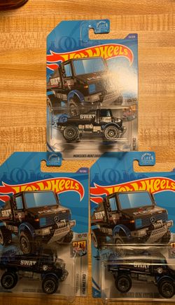 Hot Wheels Treasure Hunt Mercedes Benz Unimog 1300. 33/250 - 3 available new