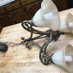 18” long hanging lamp 18” wide antique gold iron sturdy and good working