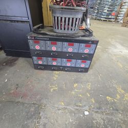 8 Channel Batery Charger