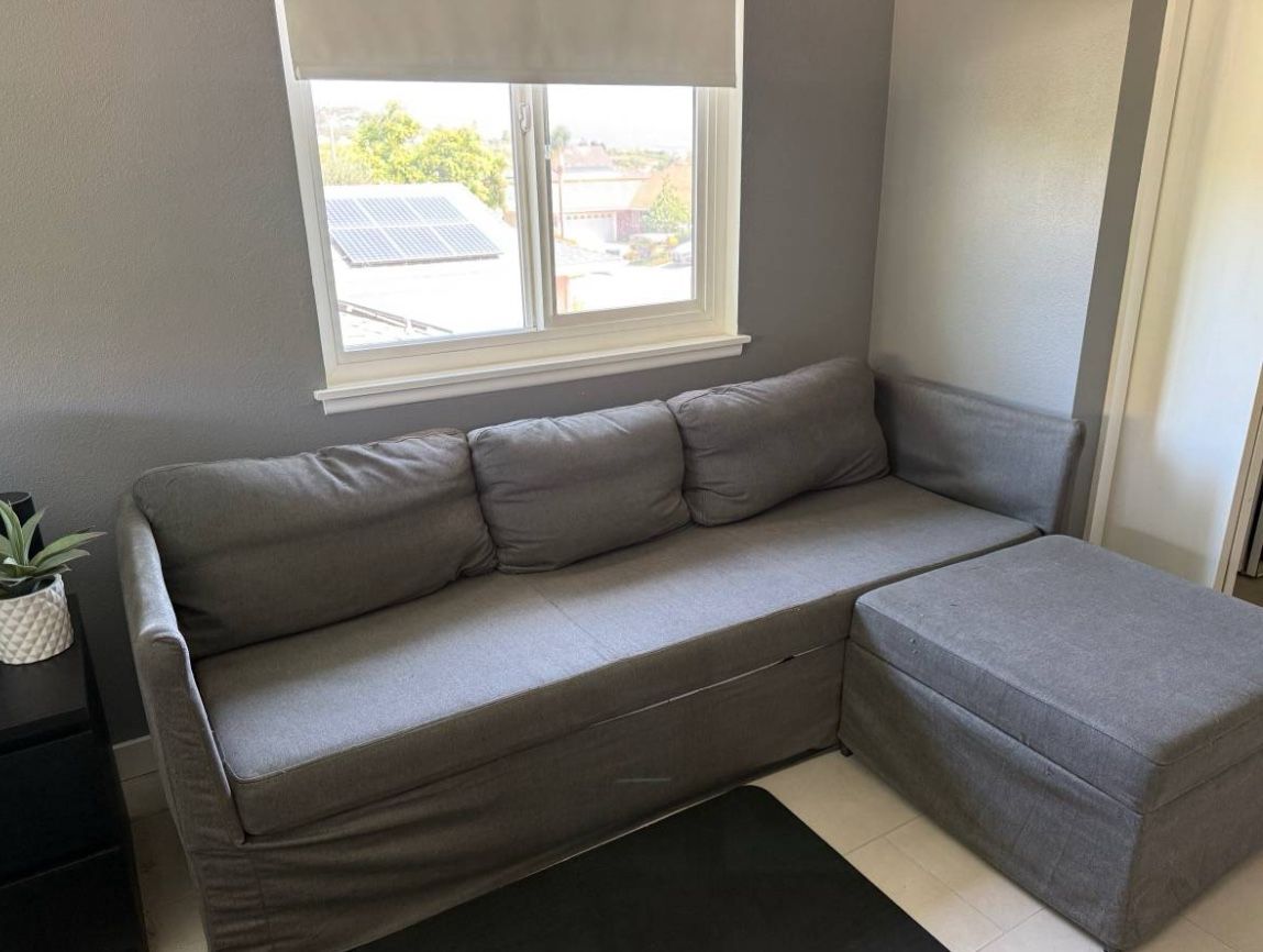Sectional Couch FREE DELIVER