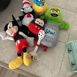 Characters Plushies 