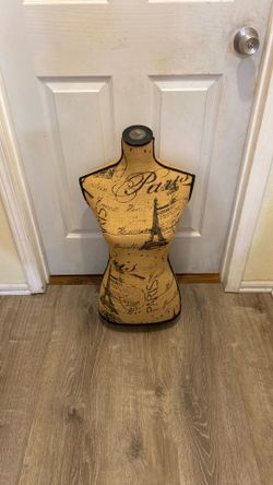 Torso / bust mannequin