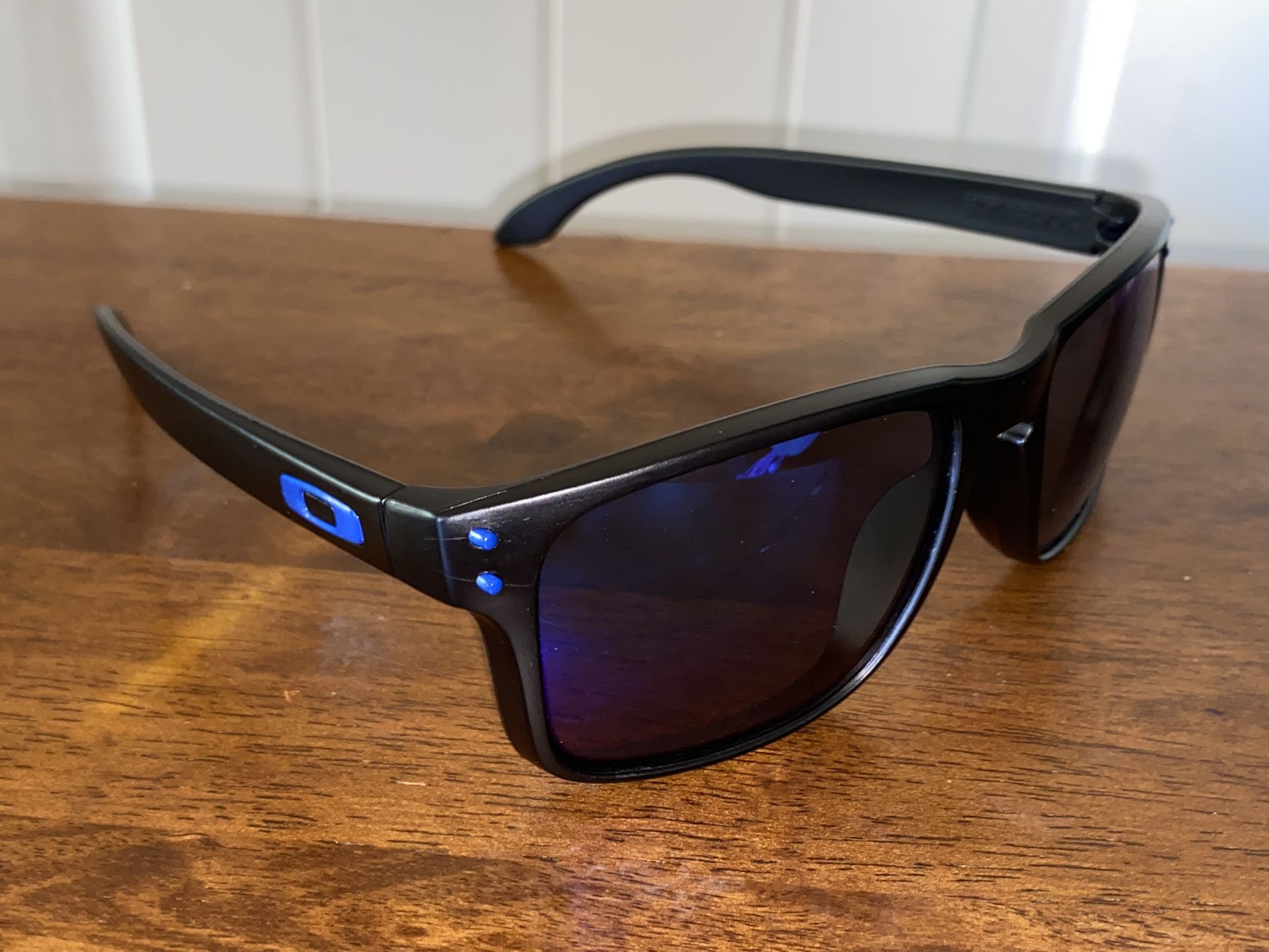New Men’s (Dupe) Oakleys