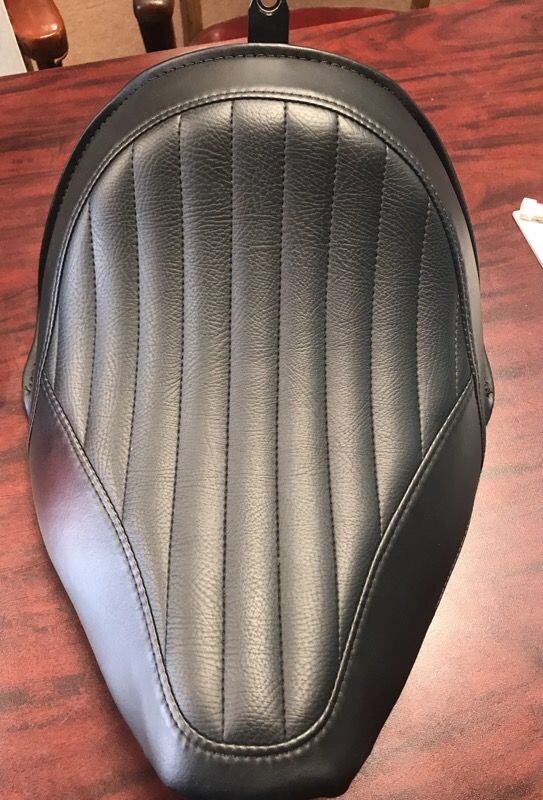 Seat for 2011 soft tail slim Harley Davidson New