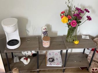 Tv stand