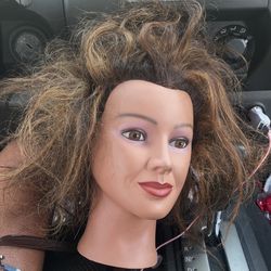 Mannequin Head