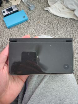 Nintendo DSi Handheld Gaming Console