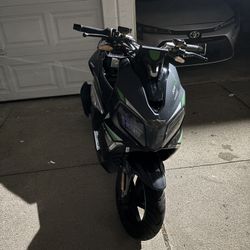 150cc  Flying Wing Moped/Scooter Custom