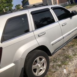 2007 Jeep Grand Cherokee /willing To Negotiate Price