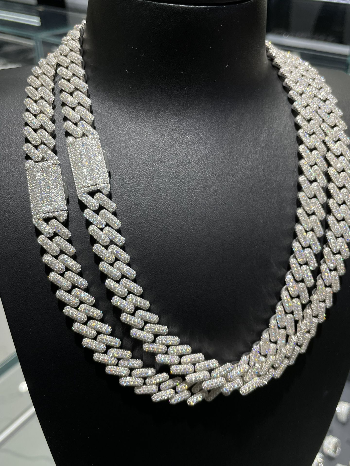 Pass Diamond Tester VVS Moissanite 15mm Cuban Chain 22 Inch