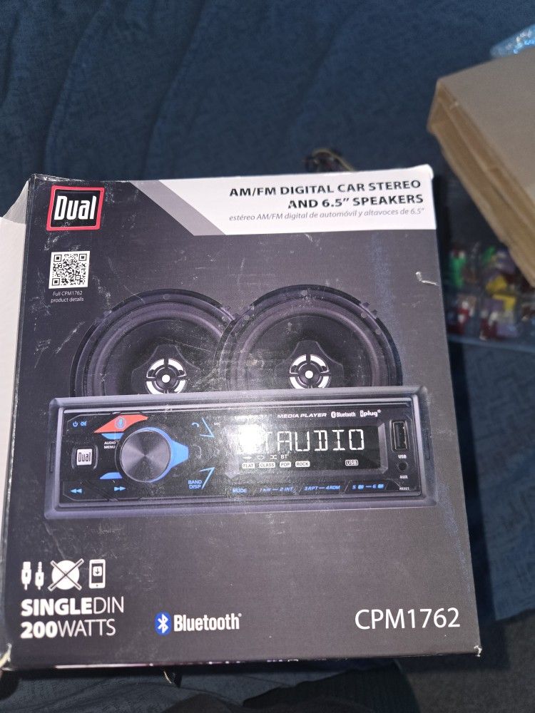Dual Digital Car Stereo And Speakers