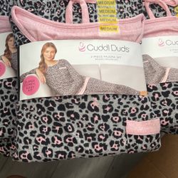 Pajama Set 2 Piece  Medium   Women’s  NEW 