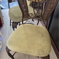 4 Metal Chairs 