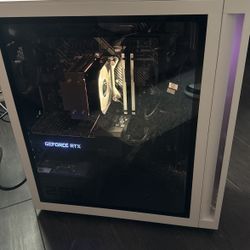 Omen Gaming Pc With 2 Monitors