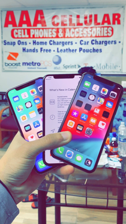 Apple iPhone X 256GB / 64GB