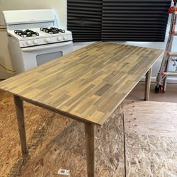 Allen Living Spaces Table 