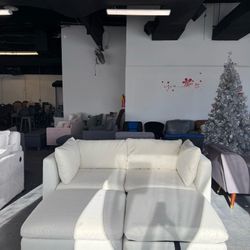 🔥Set of 4🔥 Modern and comfortable oversized cloud-shaped upholstered corner sofa with armrests and storage space, made of chenille fabric. Convertib