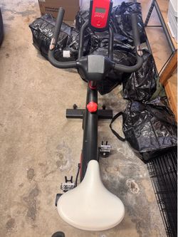 FREE SUPERFIT STATIONARY BIKE