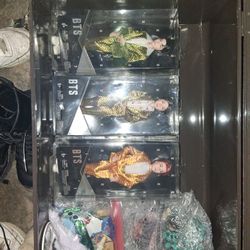 BTS Figures
