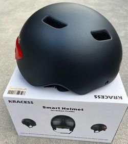 Kracess Smart Helmet for Urban Traffic,