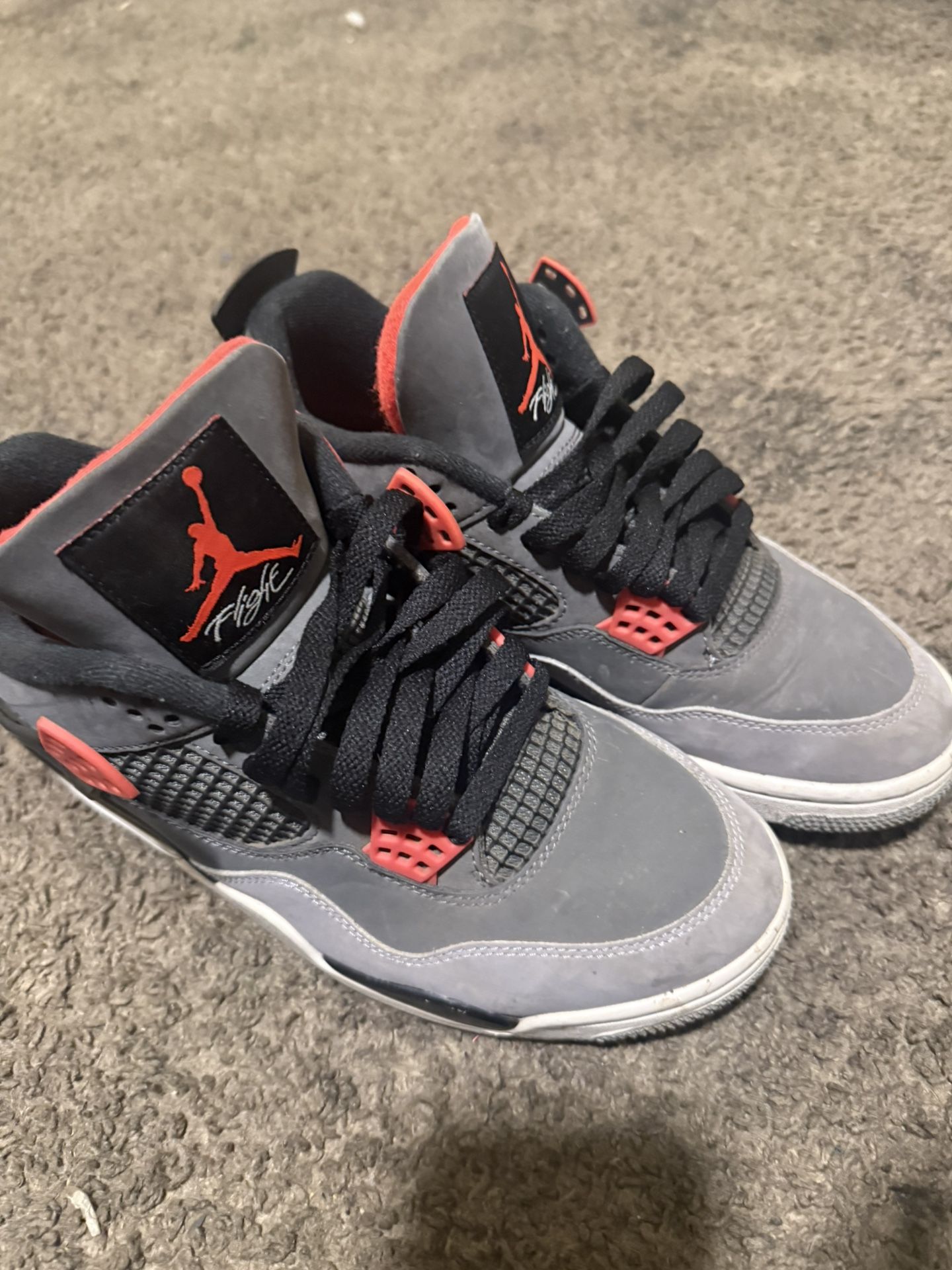 Jordan 4s