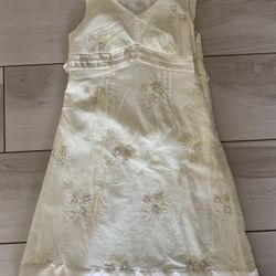 Limited Too girl yellow sleeveless cotton Embroidered dress with sequins sz. 8
