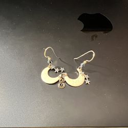Earrings, Necklaces, Bracelets, Hair band