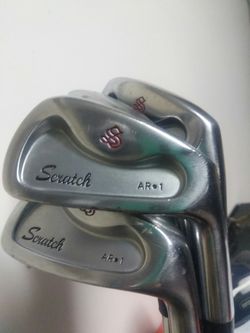 Set of scratch golf irons