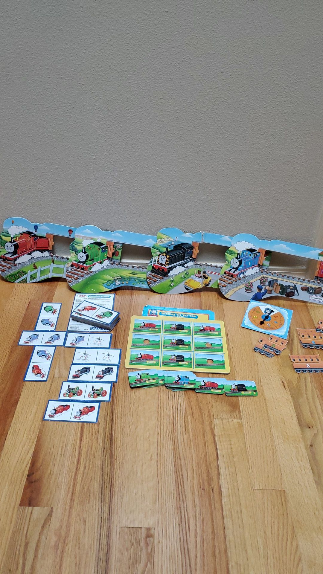 Thomas the Train 4 game collection plus two puzzles